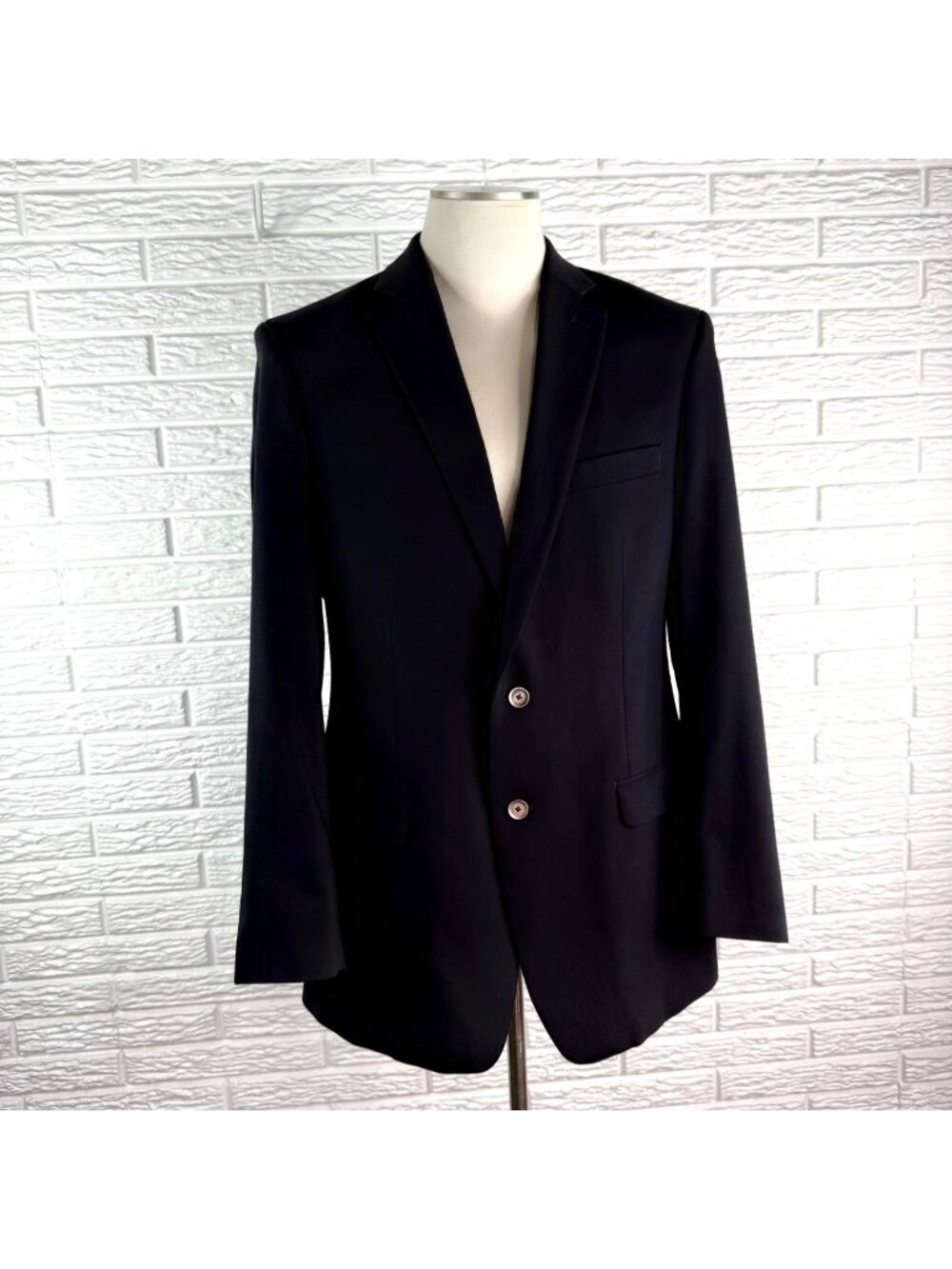 Calvin Klein Mens Black Two Button Single Breasted Blazer Size 42L